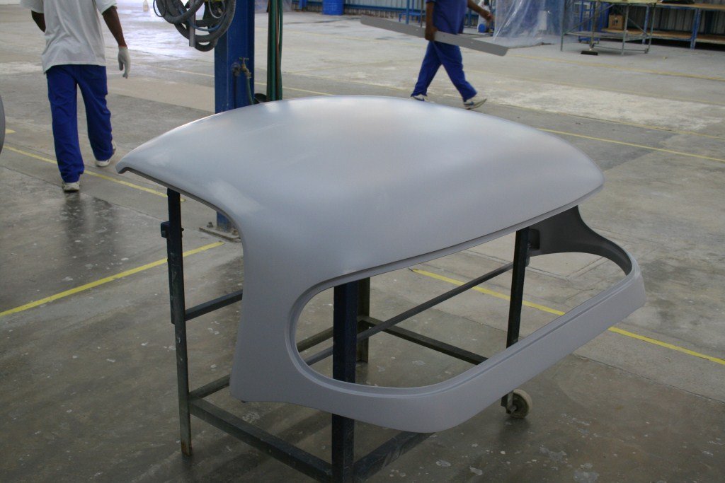 mon_hitech_bodywork_area7.jpg