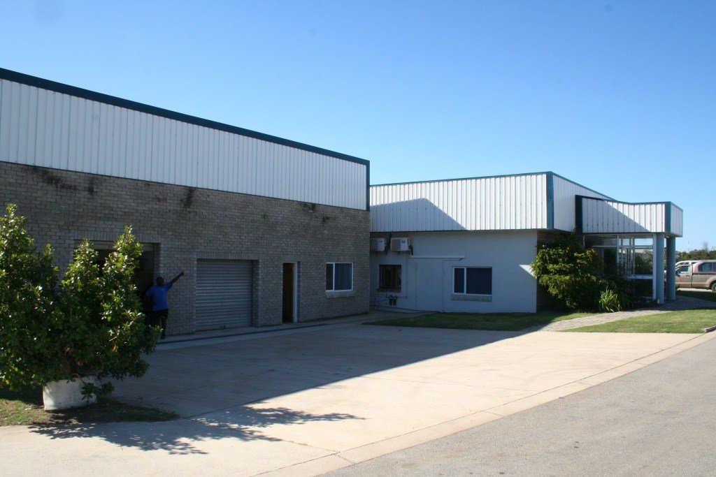mon_hitech_buildings1.jpg