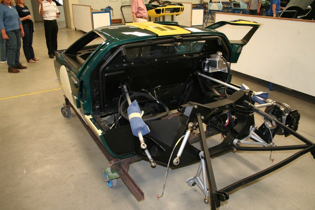 mon_hitech_finalassbly_gt40rmk12.jpg
