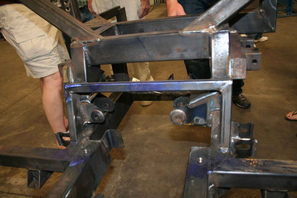 mon_hitech_frameshop_mk3newzfdiffmounts2.jpg