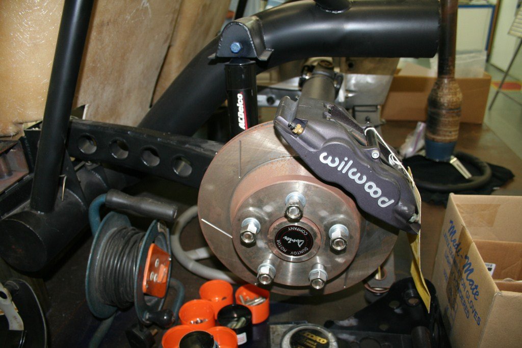 mon_hitech_skunkwerx_grandsport_experimental_brakes.jpg