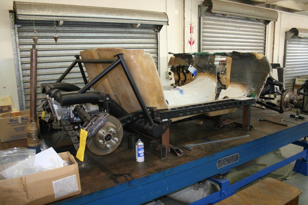 mon_hitech_skunkwerx_grandsport_experimental_chassis.jpg